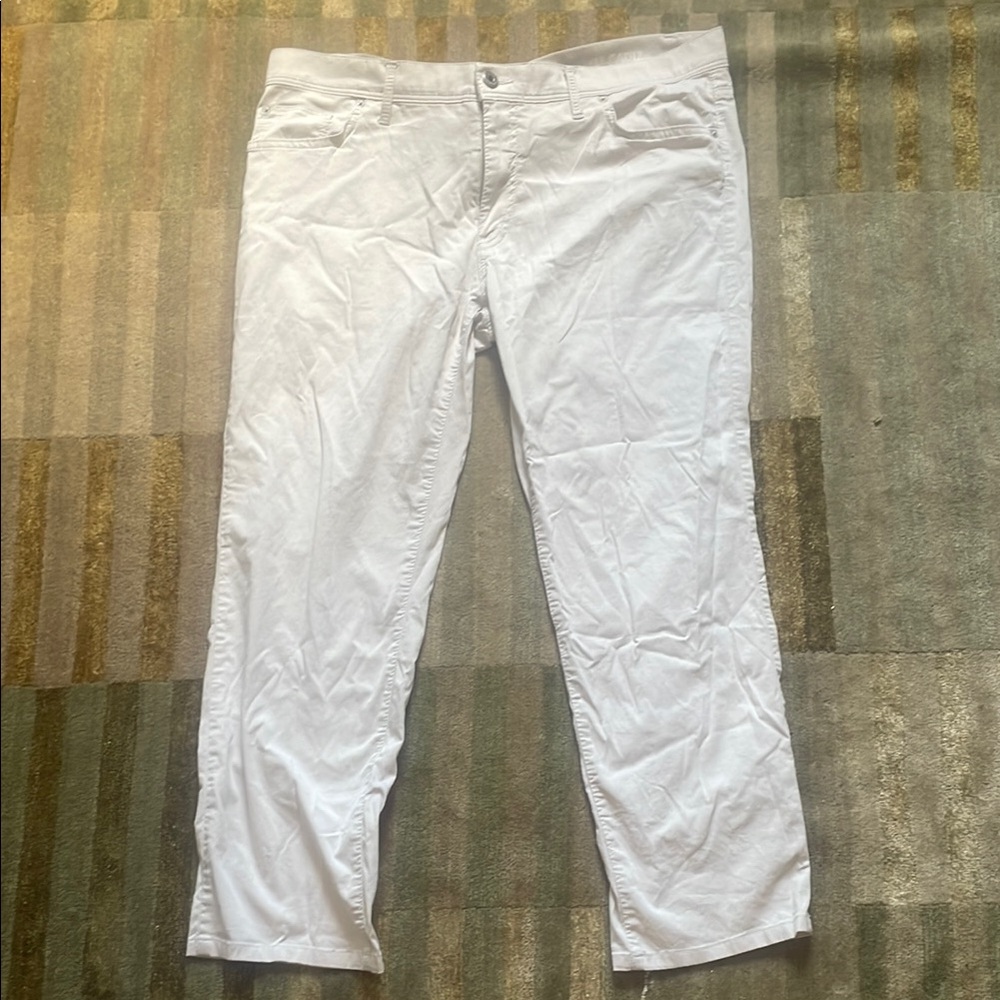 White Ankle Cropped Jeans